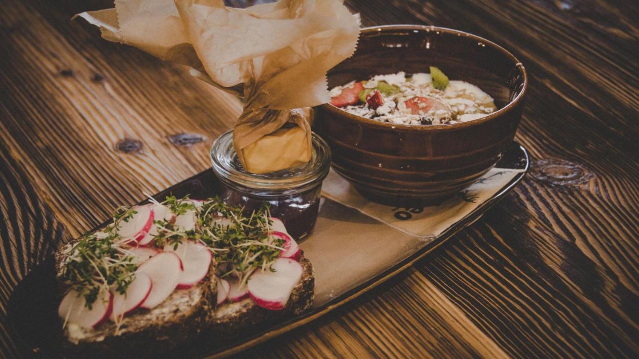 Cafe-Restaurant Leo 호텔 칼스도르프 바이 그라츠 외부 사진