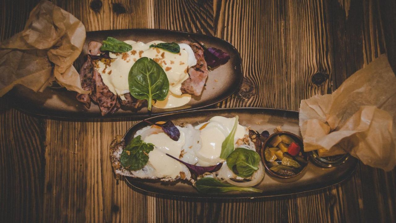 Cafe-Restaurant Leo 호텔 칼스도르프 바이 그라츠 외부 사진